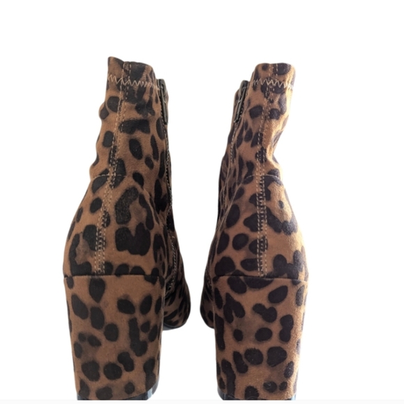 NWOT Sugar Itsie Stretch Leopard Ankle Boots - Picture 3 of 10